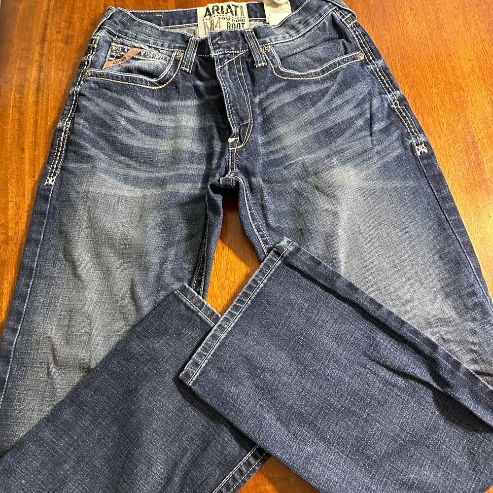 Lariat Bootcut Low-Rise M4 32x34